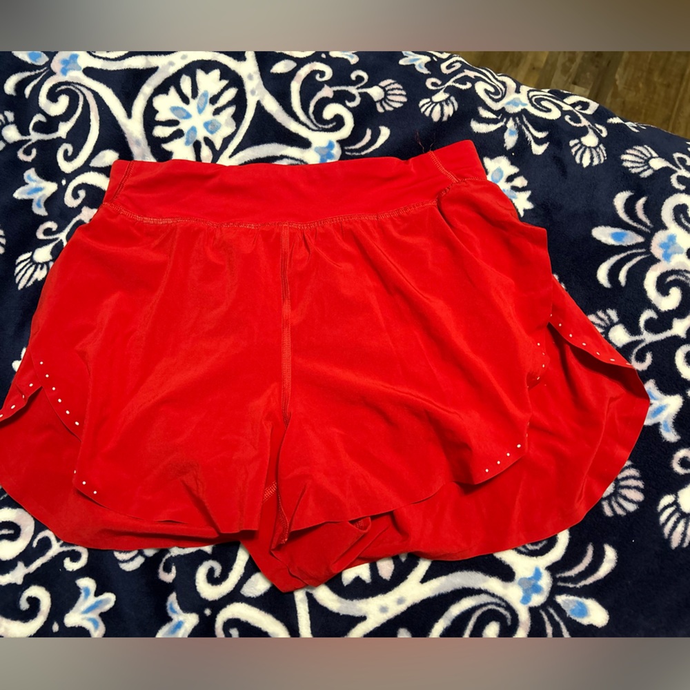 Lululemon Fast and Free 3” shorts, red, size 6!